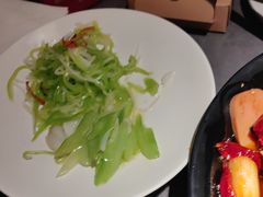 -吴越荣记苏州菜·松鼠桂鱼100%活鱼现做(斜塘老街店)