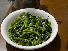 -昱龙大盆牛蛙馆(三兴街总店)
