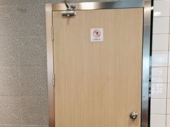 -麦当劳(轻轨曹杨路店)