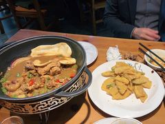 -杭嵊粗菜馆(文一西路店)