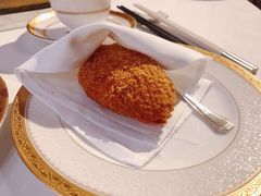 焗蟹盖-唐阁(香港朗廷酒店)
