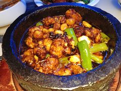 石锅杭椒牛蛙-桂满陇天书(南京德基旗舰店)