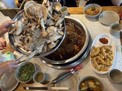 -肖肖酸萝卜鱼火锅(总店)