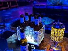 -喜鹊音乐酒馆(西街店)