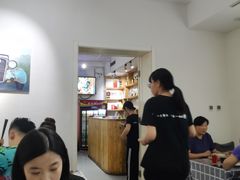 大堂-成记海鲜粥(意大利风情街店)