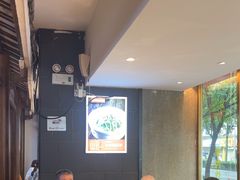 -阿瓦山寨·湘菜现炒·剁椒鱼头王(咸阳总店)