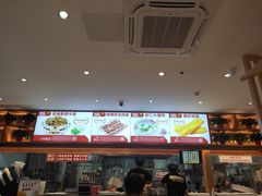 -南城香·饭香串香馄饨香(青年路店)