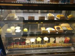 面包甜点陈列柜-MUSANG KING猫山王(龙湖杭州滨江天街店)