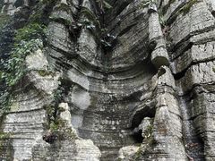 -梭布垭石林景区