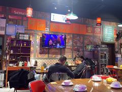 -蚝堡海鲜·威海菜·海肠捞饭·烧烤·亚洲吃蚝公司(幸福门店)