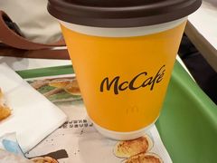 -麦当劳(上海虹桥站30B检票口楼上)