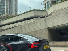 -香港ELEMENTS圆方