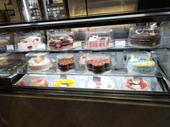 面包甜点陈列柜-哈根达斯(美罗城店)