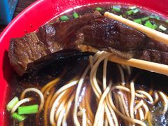 -小龙大肉面馆
