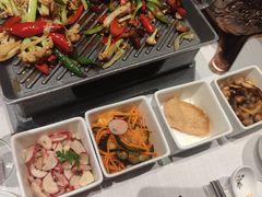 -鱼翅楼·津派砂锅鱼翅(水上公园店)