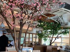 -蜜桃餐厅·伴山(湖滨商业街店)