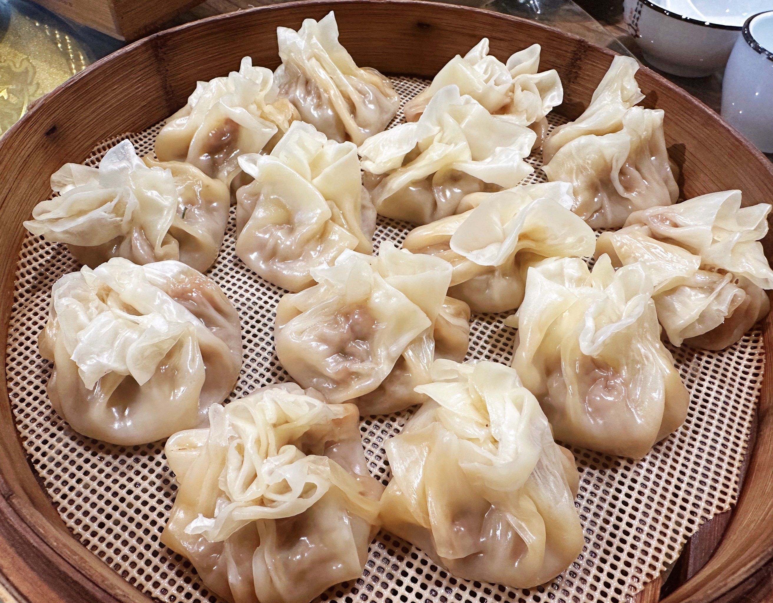 牛肉烧麦真是一绝,但是八大碗真是太难吃了