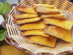 -玖月时尚泰式餐厅