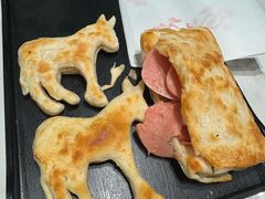 -高玛纳驴肉火烧(一世界店)