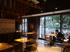 靠窗位-炖物24章·顺时轻养茶(杭州大厦店)