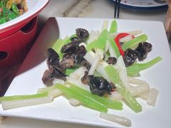 -绿茶餐厅(昆明世纪金源店)