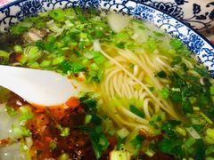 -陇上全荟兰州传统牛肉面(延吉路店)