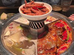 -晓宇重庆火锅(西安荟聚店)