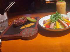 -MR.ROCKY洛奇先生·西餐&酒吧(琶醍店)