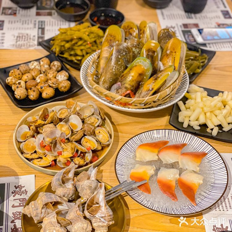 佛山探店|手掌🖐️甘大只生蚝你值得拥有