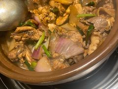 -胡须佬鸡煲四季火锅店(石厦西村直营店)