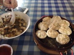 豆腐小笼-嵊州特色小吃(萧山街店)