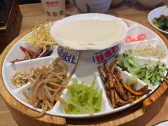 -怪噜范·老贵阳街头名小吃(汇金星力城店)