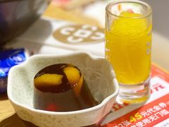 -湊湊火锅·茶憩(恒隆广场店)