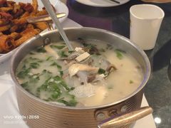 -巴特餐饮6加1音乐餐吧·新疆菜