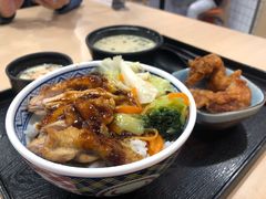 特盛照烧煎鸡饭-吉野家(上海美罗城店)