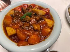 番茄炖牛肉-初蓉丨遇见新川菜(亲贤街荣耀店)