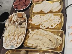 -刘少华贵州小黄牛·鲜牛肉火锅(总店)