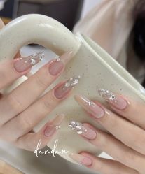 -i.f美甲美睫