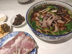 -镇南锅盖面馆(解放路店)