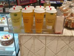 -罗森尼娜(德思勤店)