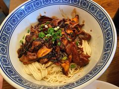 -沪西老弄堂面馆(定西路店)