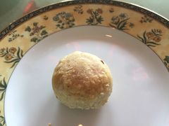 烤鸭酥饼-桂花楼淮扬中餐厅(浦东香格里拉店)