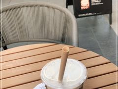 -星巴克臻选(深圳龙华红山天虹店)
