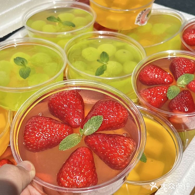 这价格不止成都放在全国也是相当炸裂的