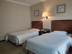 -扬子岛酒店(重庆洪崖洞解放碑店)