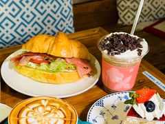 -西关84·History·Art·Cafe