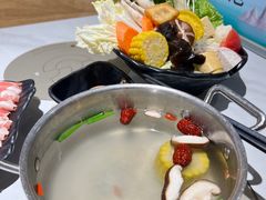 -呷哺呷哺 黄金牧场 (新中关购物中心店)