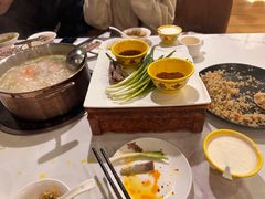 -黑青稞庄园·新式藏餐·牦牛肉汤锅(新都桥店)