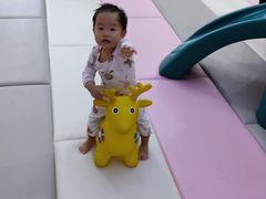 -嘻游纪儿童游泳课程中心(红博中央公园店)