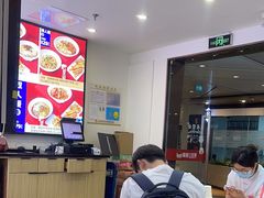 -魔都三兄弟酸辣粉·蘸卤炸串(虹桥万科店)